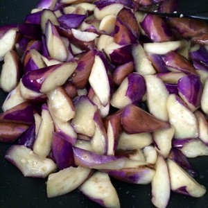 The practice measure of oily stew aubergine 5