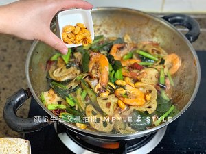 Dry boiler is sweet the practice measure of hot shrimp 10