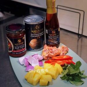 The practice measure of chicken of pineapple of curry of BlueElephant La Xianggong 1