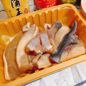 The practice measure of chicken of Chinese chestnut stew 2