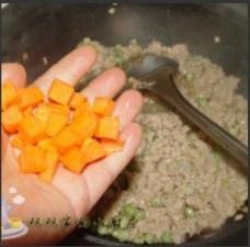 The practice measure of ground meat bean curd 6