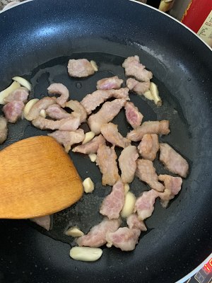 The practice measure that straw mushroom oyster sauce fries pig scrag 5