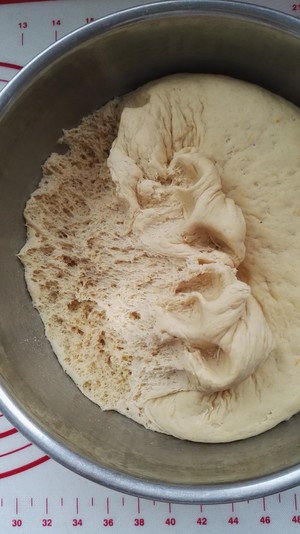 100ゴールドを変更する調理済み小麦粉の1つ、金豚の蒸しパン6