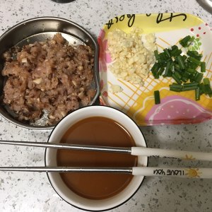 多肉ソース豚の腸のピンクが3