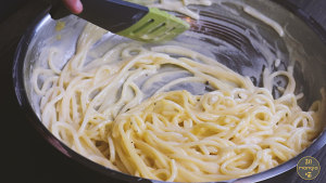 [video] authentic Carbonara just does not put cream | Mayonnaise bloats the practice measure of side of meaning of pig face flesh 11