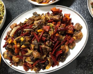 The practice measure of chicken of sweet hot dry stir-fry before stewing 5