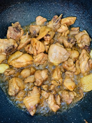 The practice measure that exceeds chicken of delicious Xianggu mushroom yellow stew 3