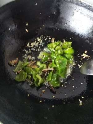 麻の熱い鶏肉の小さな胃の練習法10  