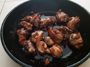 ご飯といっしょに料理をすると、鶏肉8をフライする練習法が生まれます