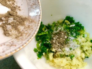 鶏肉を無駄に切る練習方法