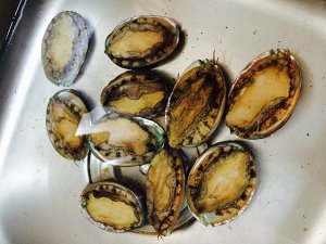 The practice measure of abalone chicken Bao 2