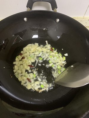 The practice measure of gallinaceous dig bean curd 4