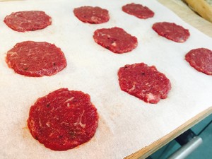Hei Jiaoniu（豚）肉と戦う練習の動き8