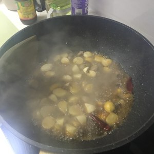 ? ? Chinese chestnut chicken: The Bao dish of super and super go with rice? ? practice measure 7