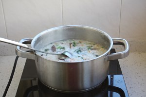 The practice measure of congee of Xianggu mushroom of gallinaceous Chengdu shelled fresh shrimps 12