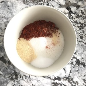 バーベキュー豚カルビのバーベキューリブの練習尺度2 