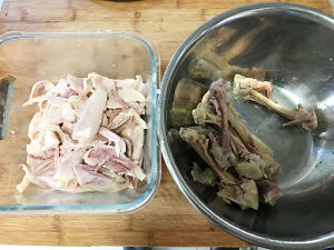[chicken of Xiang Yu the Conqueror] the practice measure that hand of cold and dressed with sause rips chicken 5