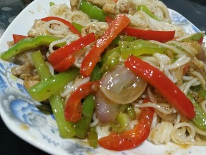複数のホットスパイスプラント8のいずれかの黒豚の柳の顔の練習尺度