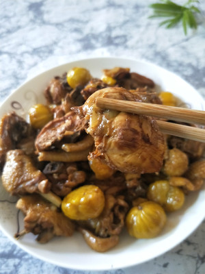 The practice measure of Chinese chestnut chicken 11
