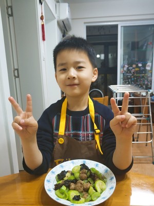 Children cookbook -- of fat chicken " towel gourd agaric fries fleshy bolus " practice measure 5