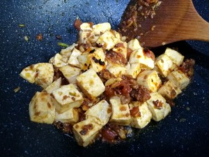 柔らかい豆腐の煮込み しょうゆ（不完全な手のパーティーでも作ることができるごはんの食べ物）練習対策6 