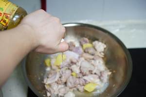 The practice measure of rice of Shang Zhite's thick yellow stew chicken 3
