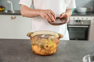 The practice measure of chicken of earthen bowl earthen bowl 2