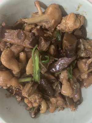 The practice measure of chicken of stew of dried mushrooms of electric meal Bao 5