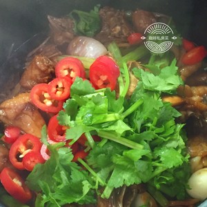 One chicken the practice measure of two eating Guangdong chicken Bao 14