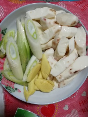 The practice measure of chaffy dish of Guangdong chicken Bao 2