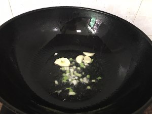 The practice measure of meal of Xianggu mushroom slippery chicken 5
