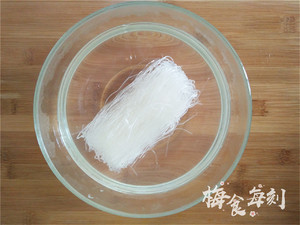Garlic Chengdu vermicelli made from bean starch opens back shrimp, exceed measure of detailed picture article! practice measure 1
