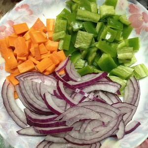 The practice measure of scrag of pig of black any of several hot spice plants 2