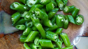 The practice measure that pointed any of several hot spice plants fries chicken 3