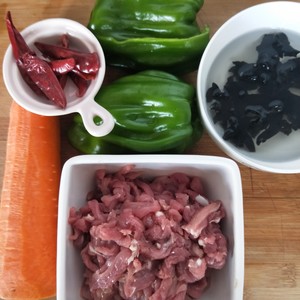 Traditional edition is sweet-and-sour juice fish sweet shredded meat, of adult child love most, I also like to eat, putting thick broad-bean sauce just is old flavour, will quickly try. practice measure 1