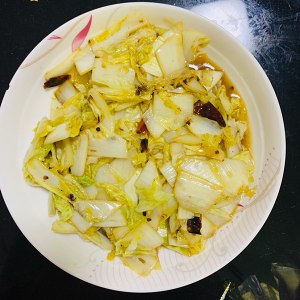 家族の日常生活の酢の滑らかな白菜の実習6