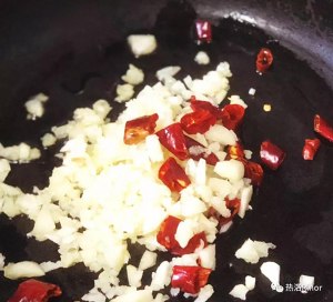 Italy of fine and soft of sweet pine of garlic of Tibetan sweet pig the practice measure of the face 5