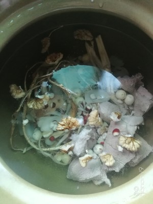 子供の冬のディトセラピーのスープ、野生モモの大口tractの根茎のバオの豚 5本の指のうち、「> </li> <li class = 