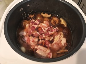 The practice measure of meal of young of Bao of Xianggu mushroom slippery chicken 3