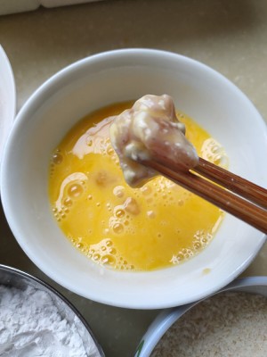 The practice measure that contains gallinaceous rice flower 3