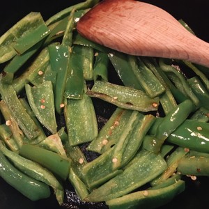 The practice measure of the flesh of green pepper cook again in Chengdu other people 2