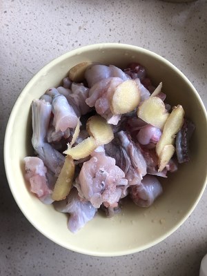 The practice measure of bullfrog of braise in soy sauce 1