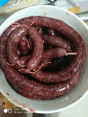 Black pudding of simple and delicious pig of polished glutinous rice, the practice measure of pig clyster 8