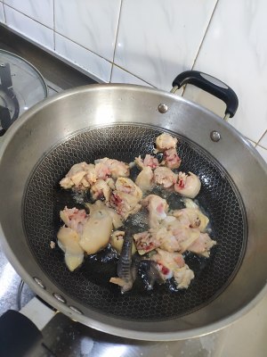 Taro of braise in soy sauce practice measure of chicken 3