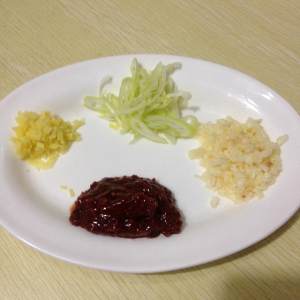 豚肉の細切り肉3