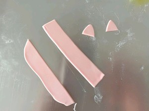 The practice measure of steamed bread of cartoon of bikini sweethearts pig 17