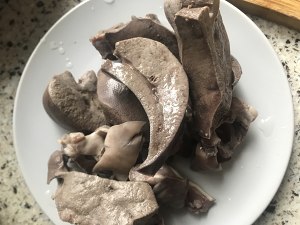 The practice measure of needle of heart of pig of bowel of pig of pork liver of cold and dressed with sause 1