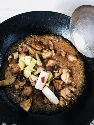 Rice of yellow stew chicken (domestic edition) practice measure 6