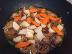 Chicken of yellow stew of the daily life of a family (add all sorts of vegetable) practice measure 9