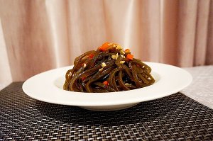 The practice measure of silk of kelp of cold and dressed with sause 6